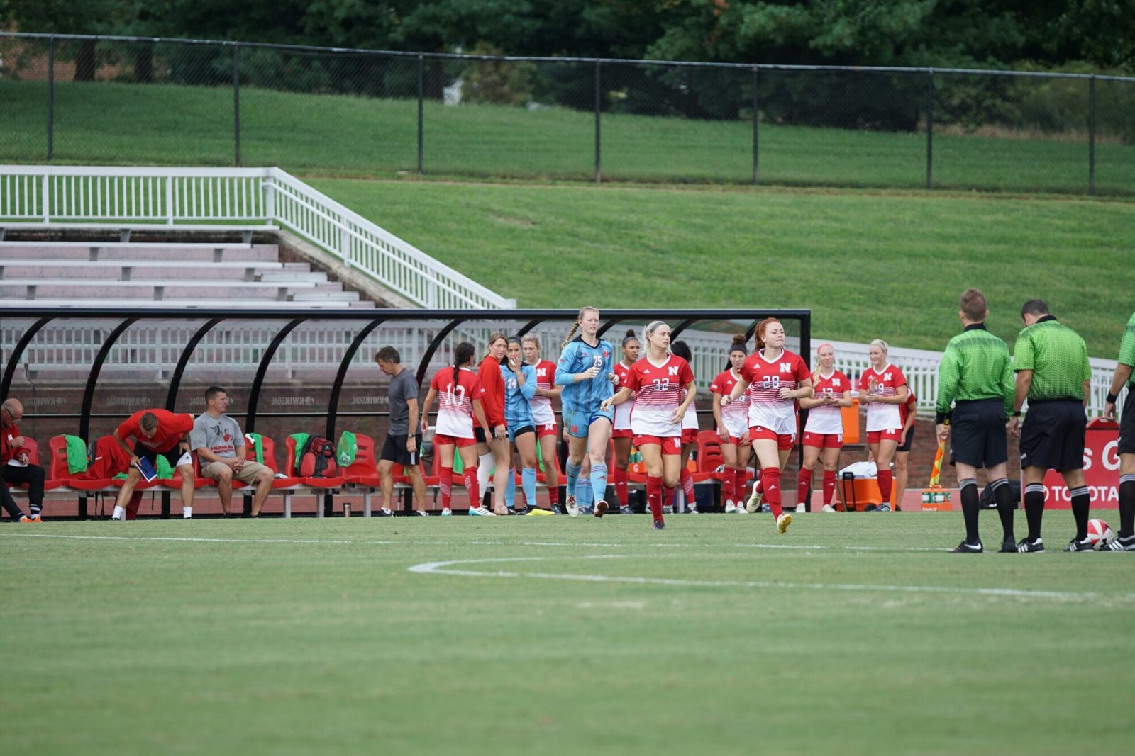 WOMEN'S COLLEGE SOCCER PICTURE